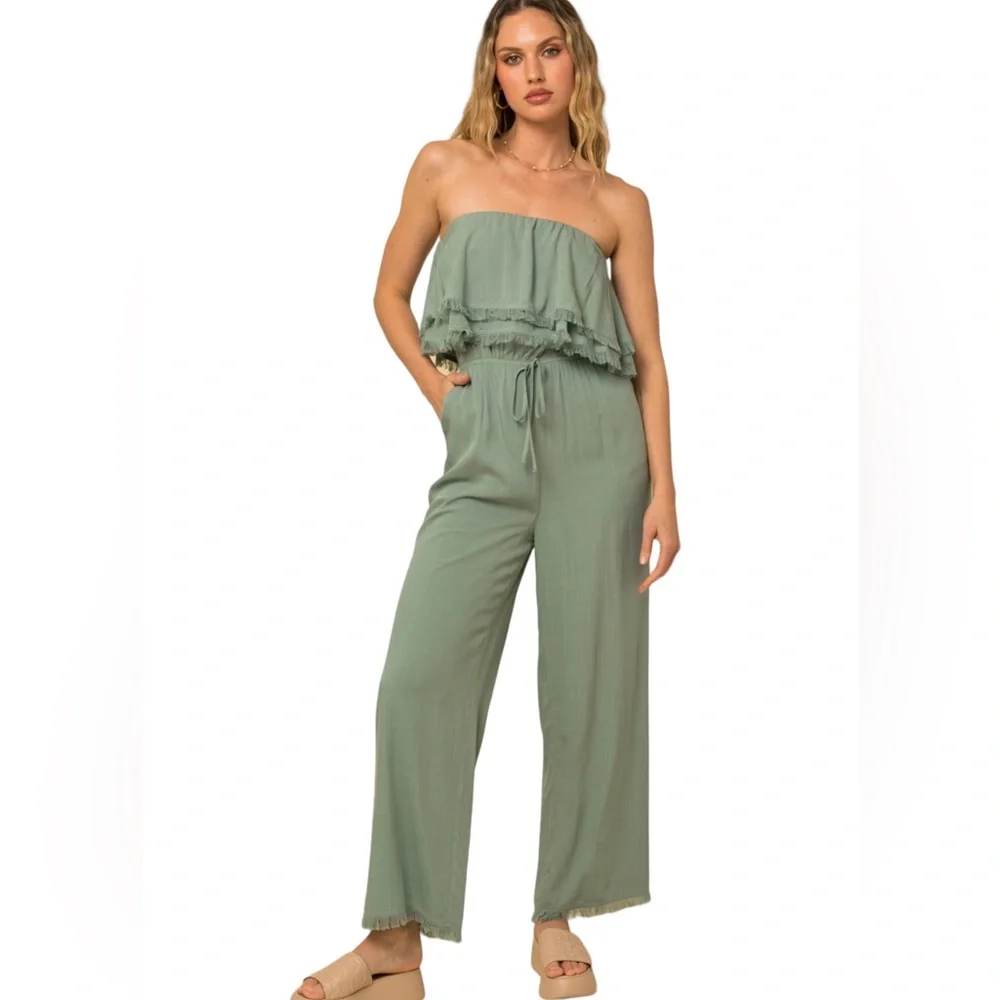 POL, Women’s Sage Frayed Ruffled Hem Strapless Jumpsuit NWT - Picture 1 of 3